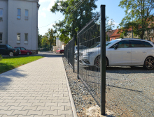 Montáž 3D plotových antracitových panelů – Plzeň Montáž 3D plotových antracitových panelů – Plzeň